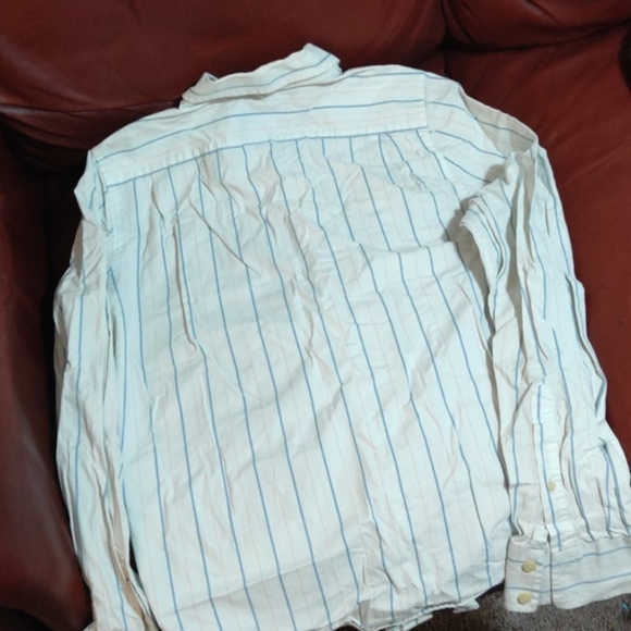 Abercrombie and Fitch button down shirt - Picture 2 of 3